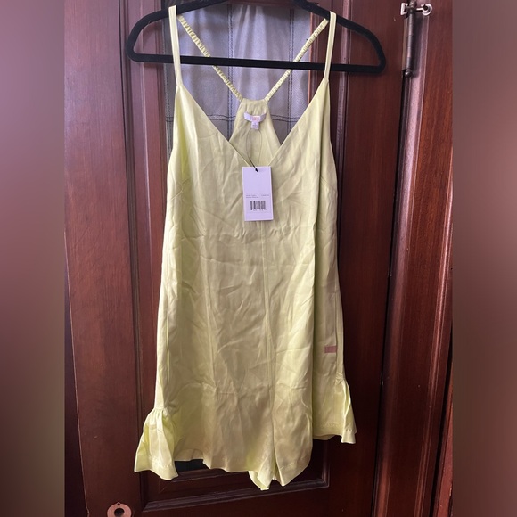 Lunya washable silk romper in boundless lime size L - Picture 6 of 8